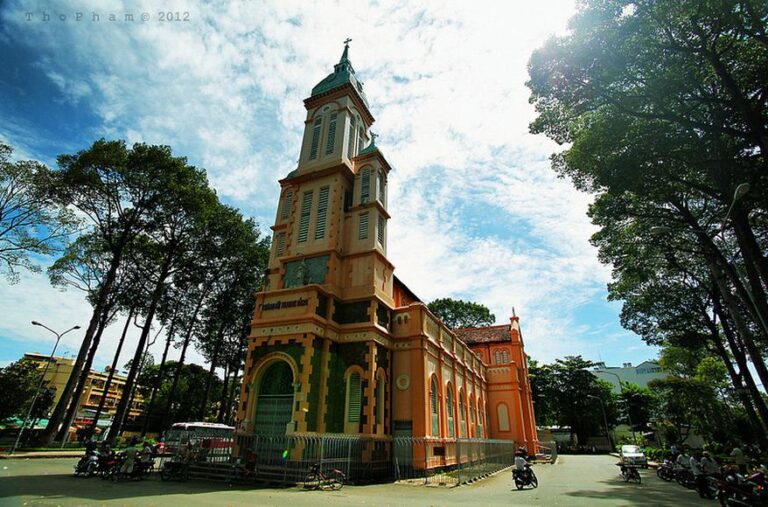 Giờ lễ Nhà Thờ Thánh Jeanne d’Arc (Nhà thờ Ngã Sáu) (Q. 5) Giờ lễ Nhà Thờ Thánh Jeanne d’Arc (Nhà thờ Ngã Sáu) (Q. 5)
