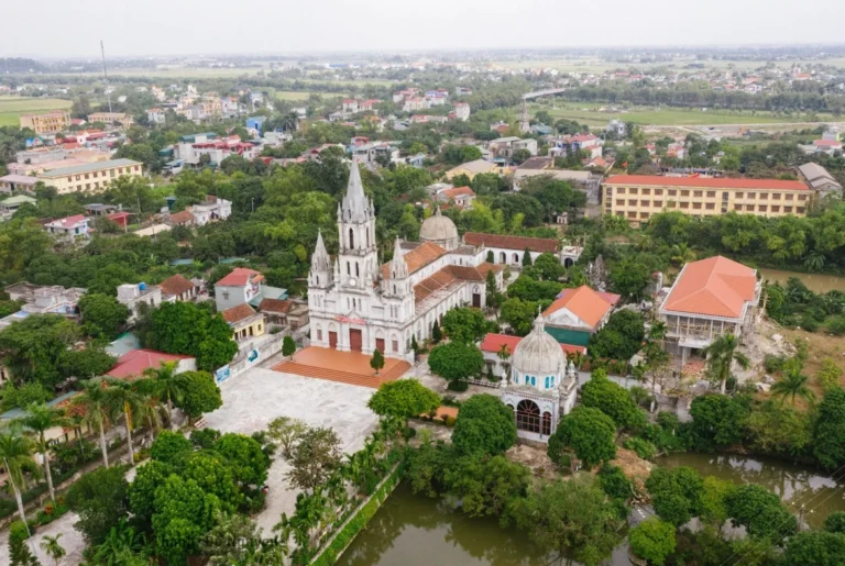 Giờ lễ Nhà Thờ Cẩm Sơn (Kẻ Non) (H. Thanh Liêm) Giờ lễ Nhà Thờ Cẩm Sơn (Kẻ Non) (H. Thanh Liêm)