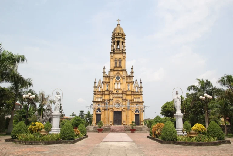 Giờ lễ Nhà Thờ Đồng Đội (H. Vụ Bản) Giờ lễ Nhà Thờ Đồng Đội (H. Vụ Bản)