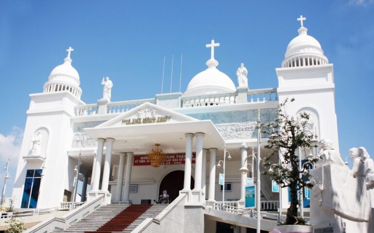 Giờ lễ Nhà thờ Mông Triệu (Q. Bình Thạnh) Giờ lễ Nhà thờ Mông Triệu (Q. Bình Thạnh)