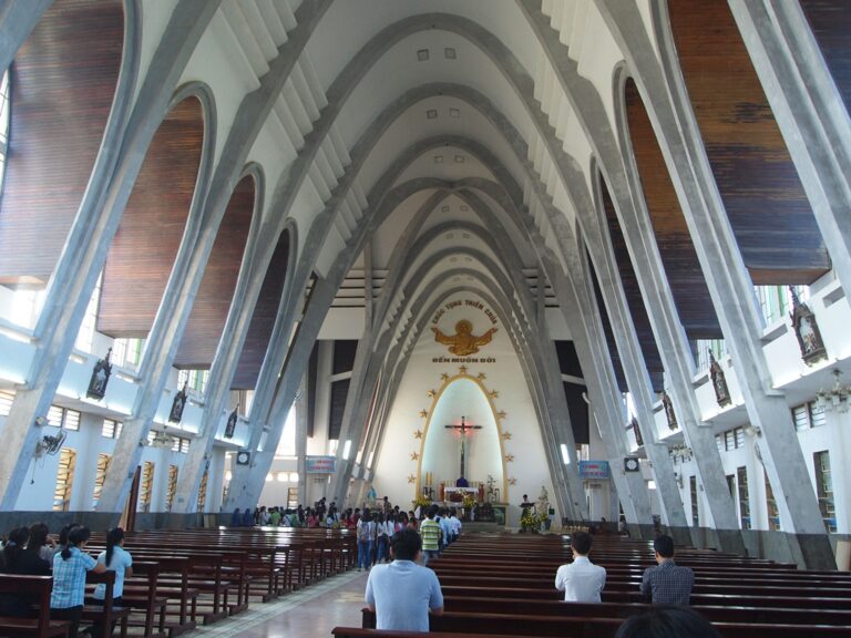 Danh sách các Giáo Xứ, Giáo Hạt thuộc Tổng Giáo Phận Huế