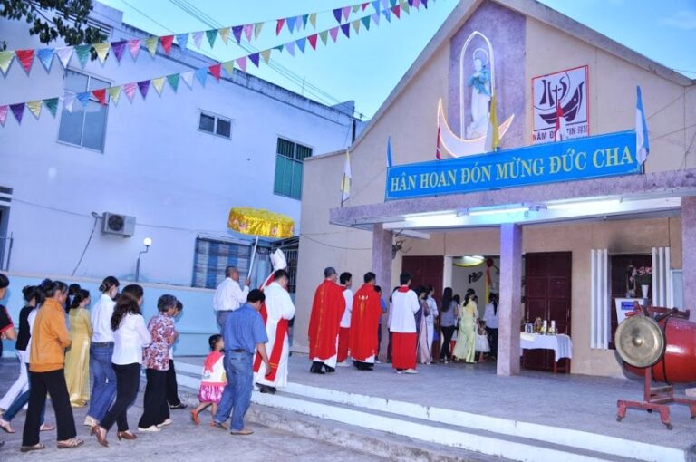 Giờ lễ Nhà Thờ Thánh Mẫu (TP. Phan Thiết)