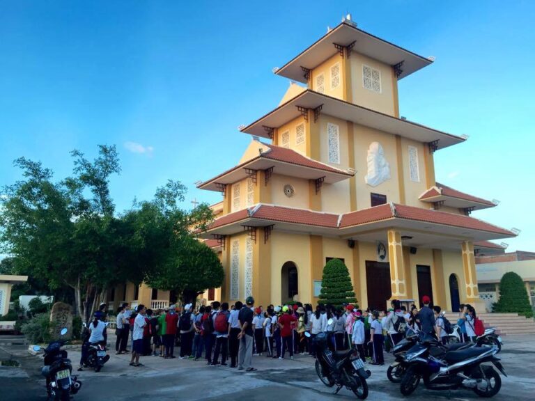 Giờ lễ Nhà Thờ Vinh Thuỷ (TP. Phan Thiết)