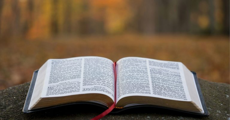 Các kinh công giáo tiếng Anh