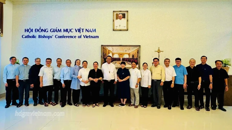 CUỘC HỌP THƯỜNG NIÊN ỦY BAN KINH THÁNH – HỘI ĐỒNG GIÁM MỤC VIỆT NAM NGÀY 05/4/2025