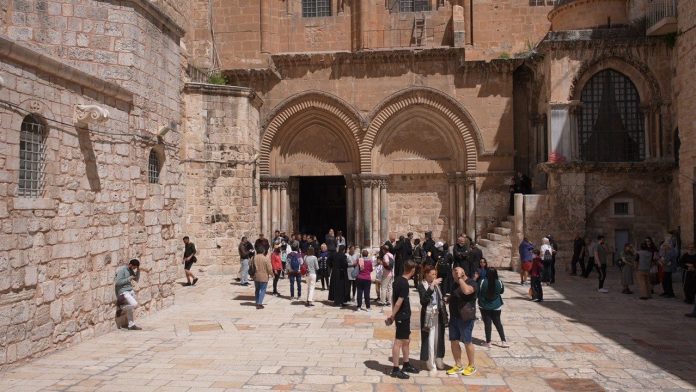 Israel chỉ cấp giấy phép cho 6.000 Kitô hữu Palestine ở Bờ Tây tham dự lễ Phục Sinh tại các nơi thánh