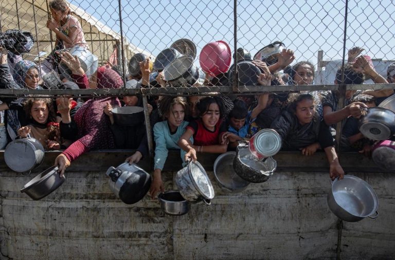 Cha sở giáo xứ Công giáo ở Gaza: Viện trợ đến nhỏ giọt