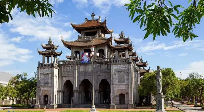 GIÁO PHẬN PHÁT DIỆM: THÔNG BÁO THÀNH LẬP VĂN PHÒNG BẢO VỆ TRẺ VỊ THÀNH NIÊN VÀ NGƯỜI DỄ BỊ TỔN THƯƠNG
