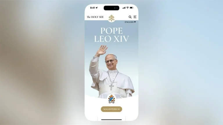 TRANG WEB CHÍNH THỨC CỦA VATICAN VỀ HUẤN QUYỀN GIÁO HOÀNG CÓ DIỆN MẠO MỚI